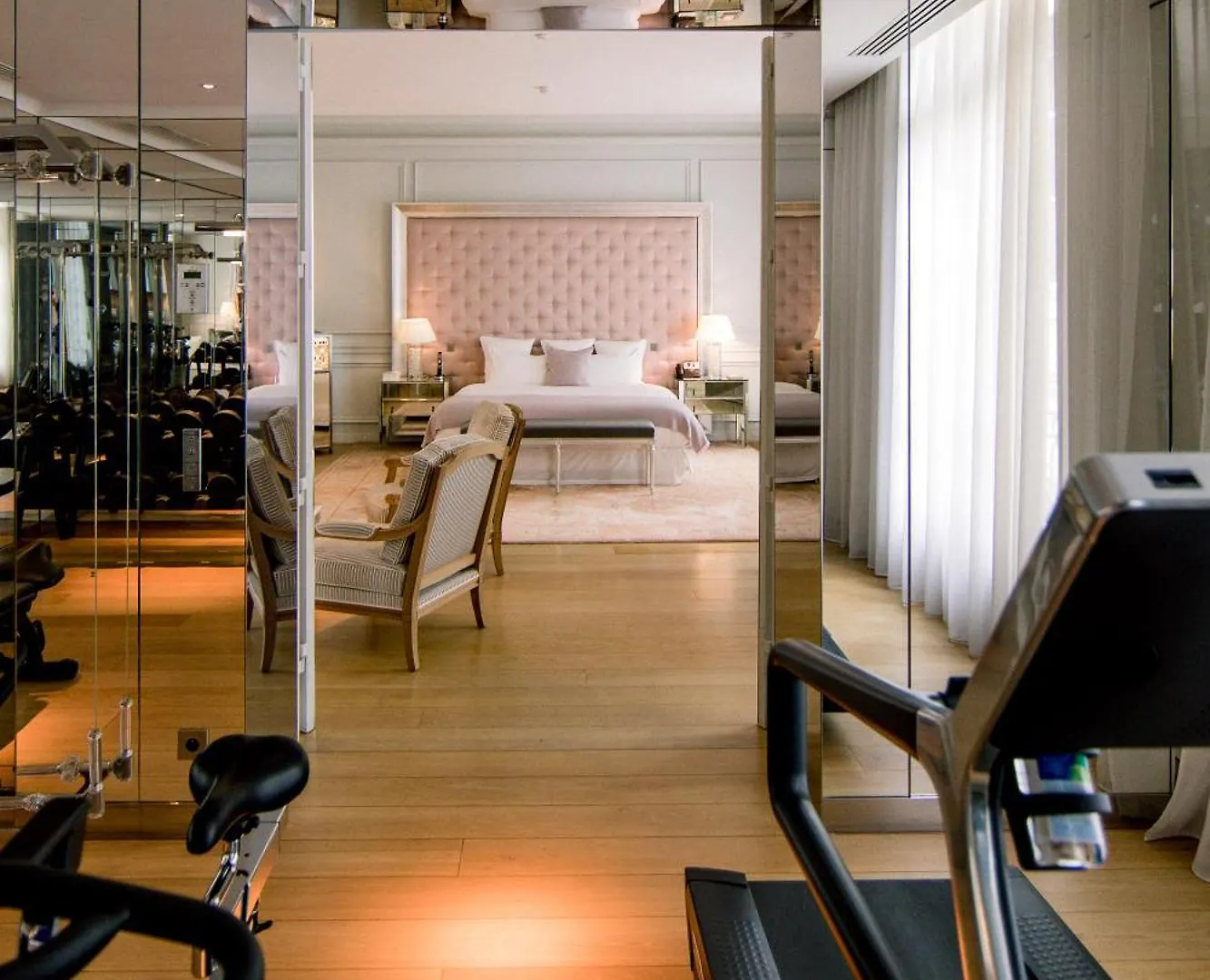 Le Royal Monceau Raffles Hotel 5*
