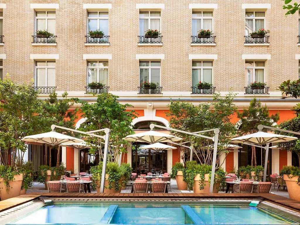 Le Royal Monceau Raffles 5*