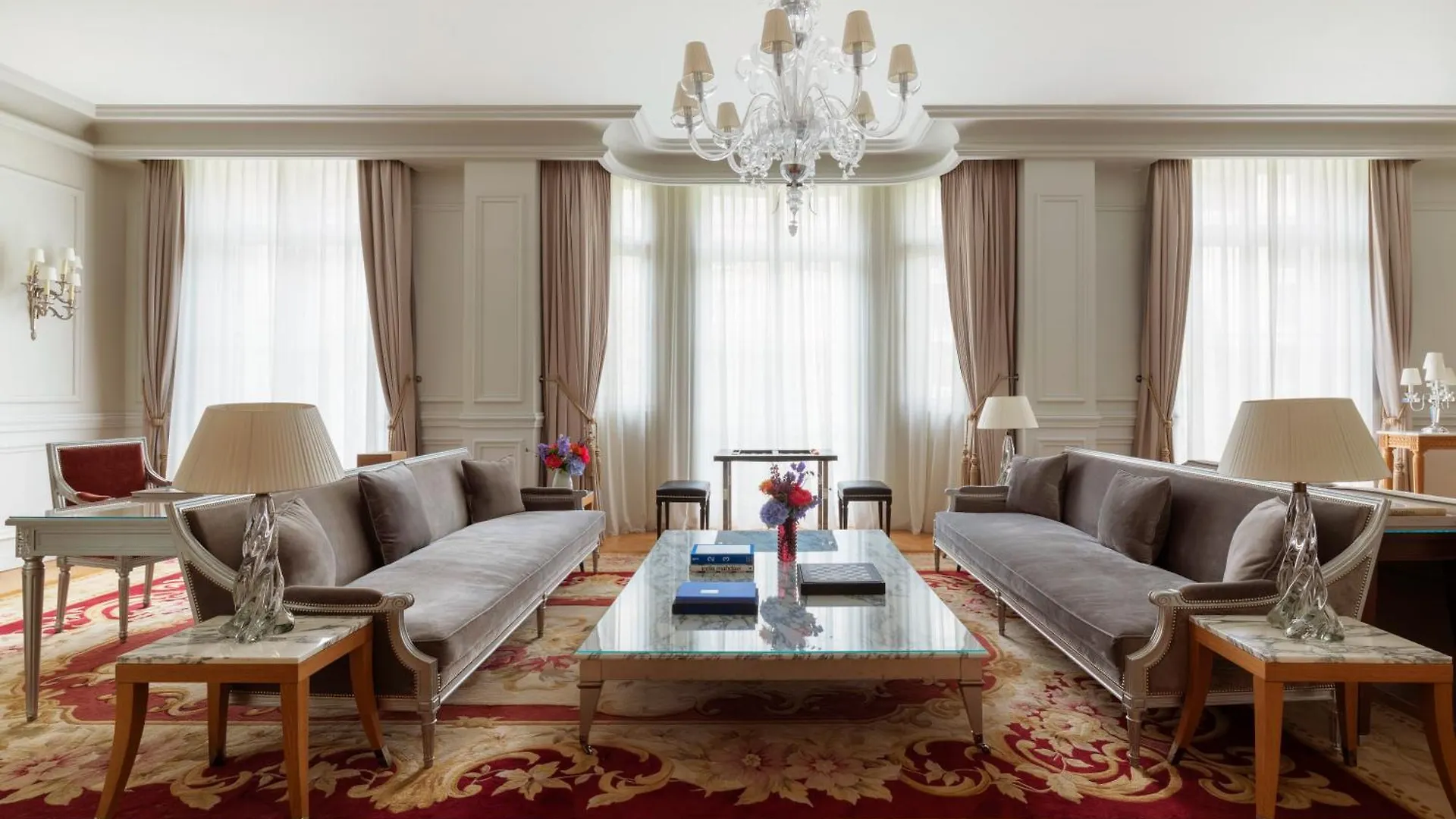 Le Royal Monceau Raffles 5*