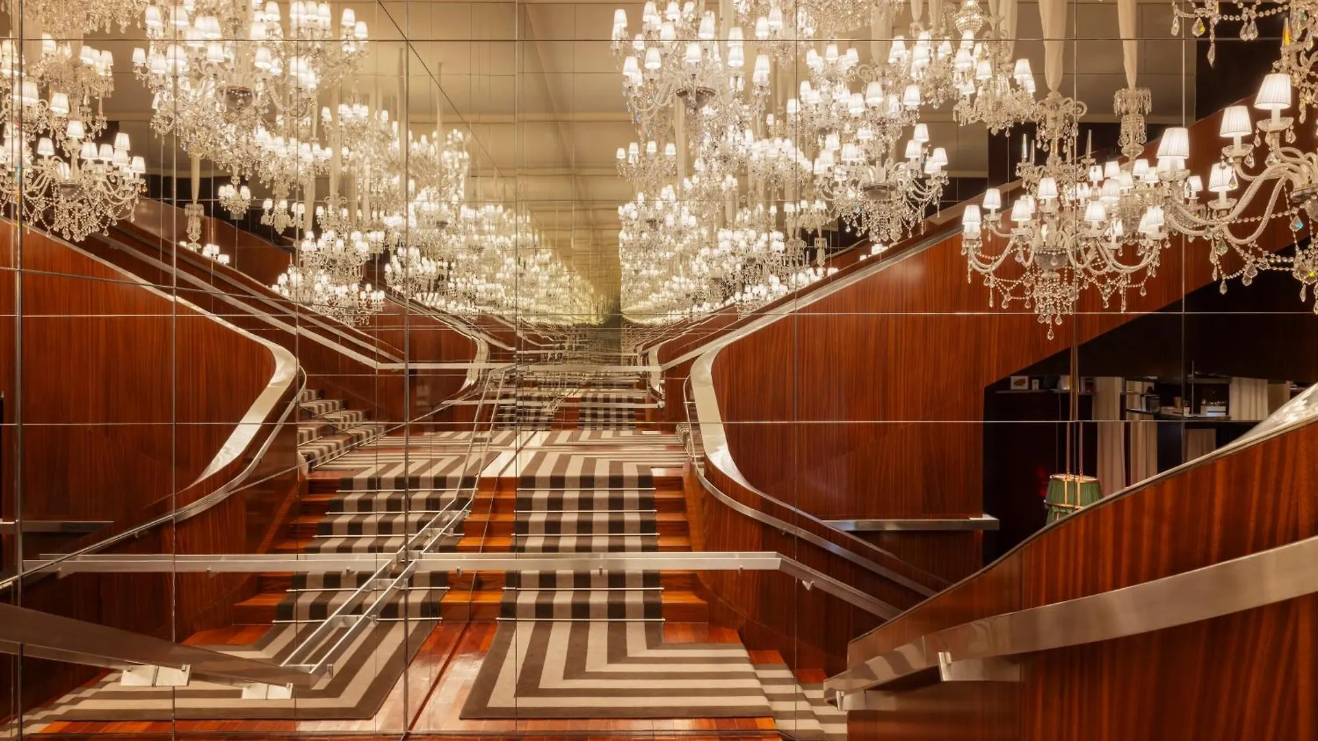 Le Royal Monceau Raffles Paris