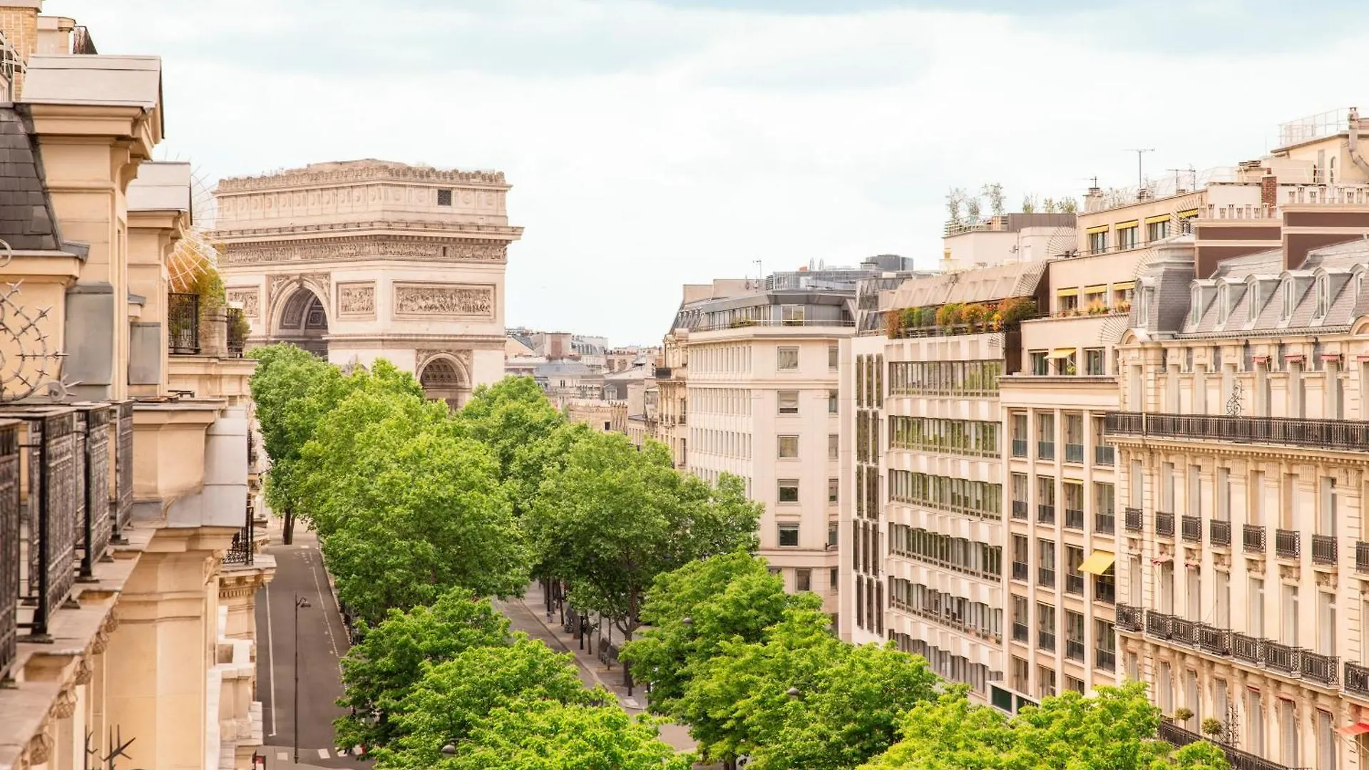 Le Royal Monceau Raffles