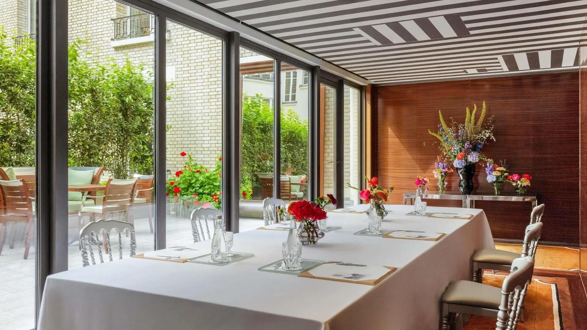 Le Royal Monceau Raffles 5*