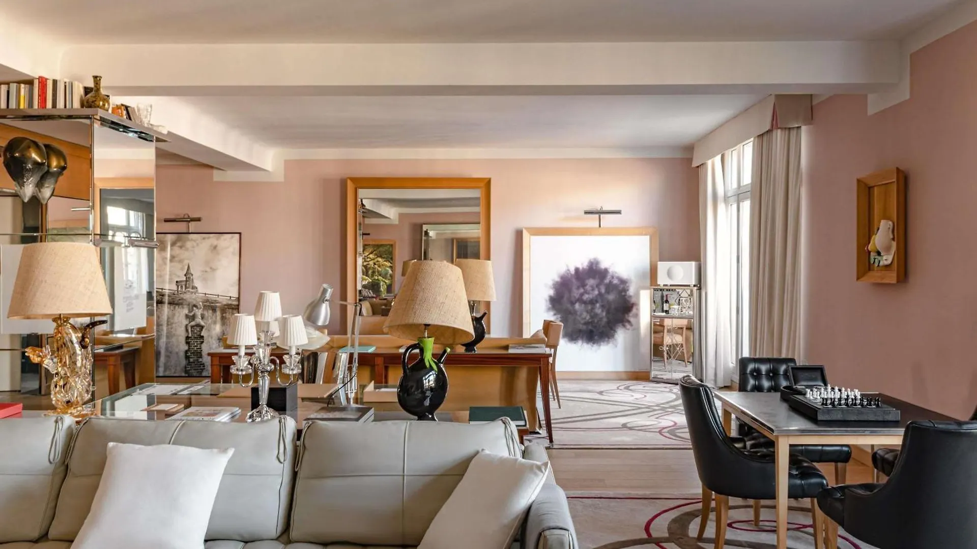 Hotell Le Royal Monceau Raffles